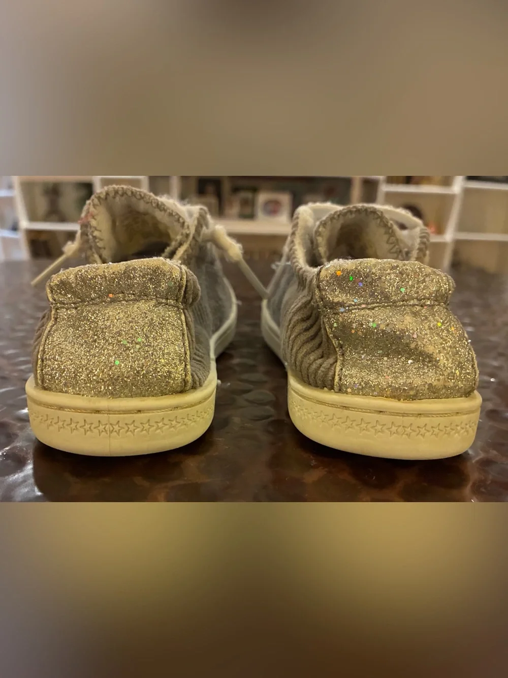 Girls Toddler Wonder Nation Brand Gray Corduroy Lace-Up Sneakers Size 11